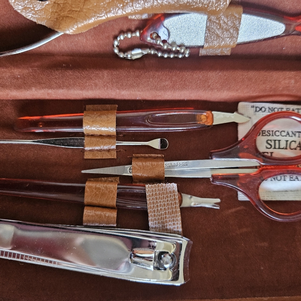 Manicure set - Picture 6 of 7